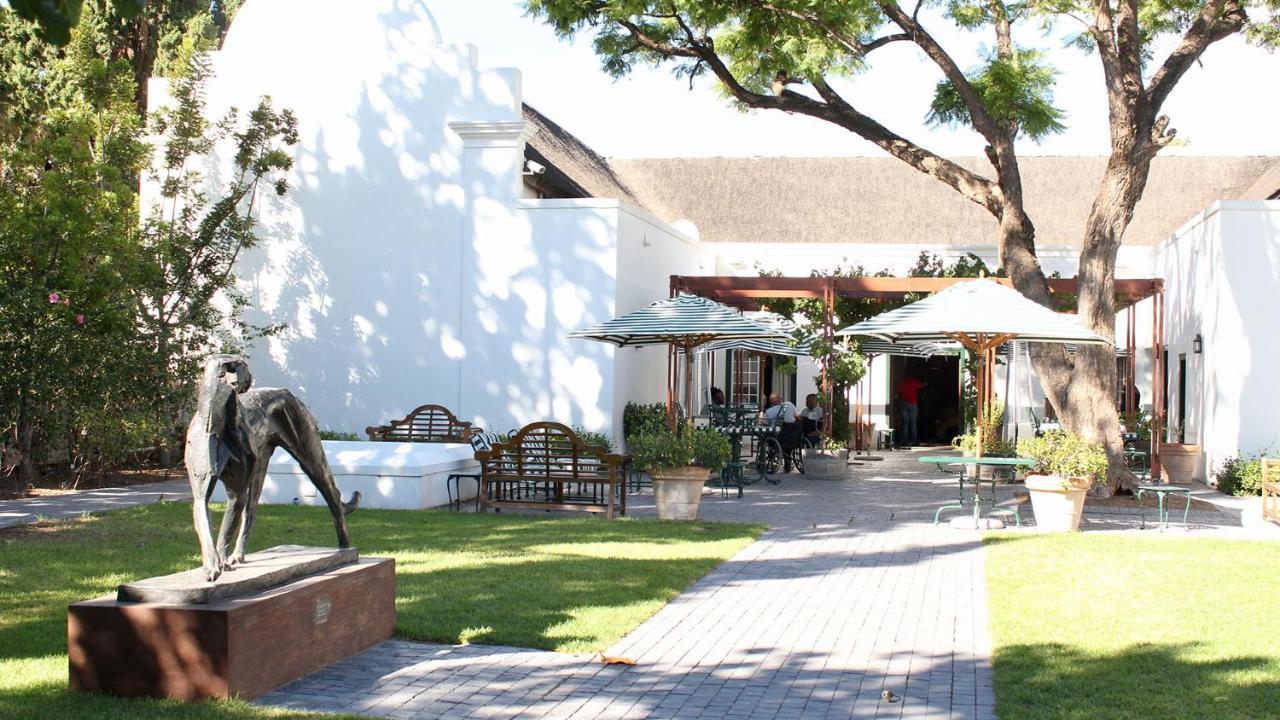 Drostdy Hotel Graaff-Reinet Exteriör bild The restaurant at the Stellenbosch University Faculty of Art