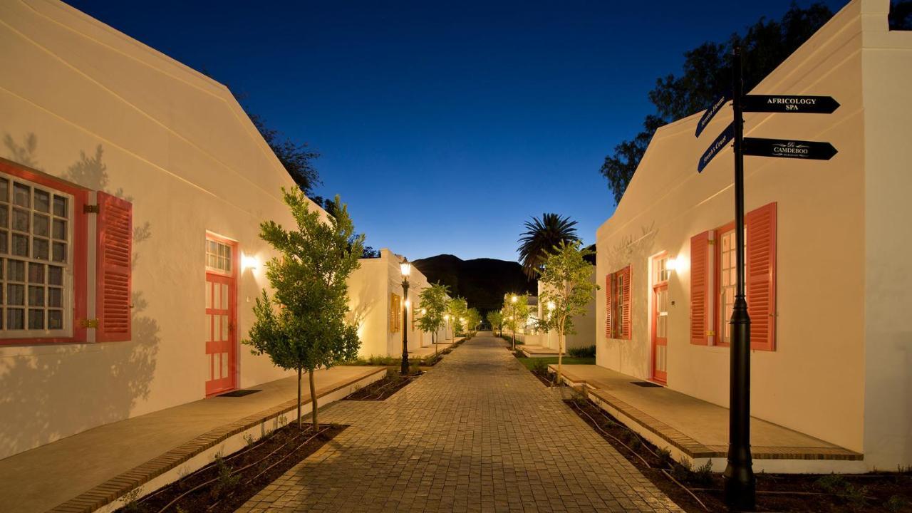 Drostdy Hotel Graaff-Reinet Exteriör bild The Old Town of the resort