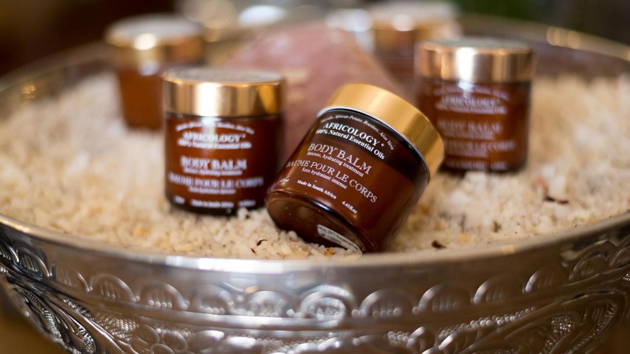 Drostdy Hotel Graaff-Reinet Exteriör bild Body Balm